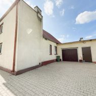 Dom na sprzedaż