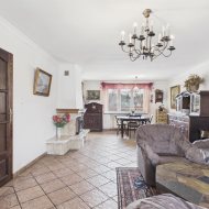 Dom na sprzedaż